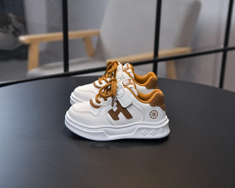 Kids Basketball Shoes Comfortable Non-slip Students Running Shoes Soft Sole 2025 New Boys Girls Sports Shoes Hook&loop Trendy