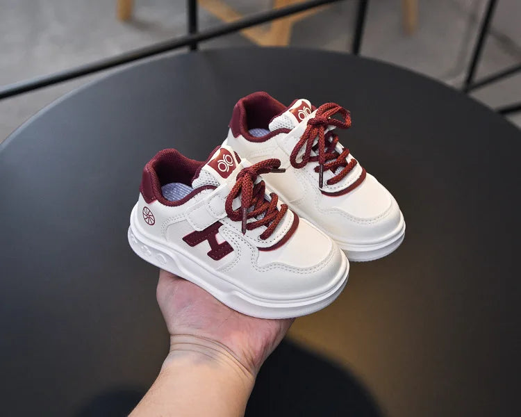 Kids Basketball Shoes Comfortable Non-slip Students Running Shoes Soft Sole 2025 New Boys Girls Sports Shoes Hook&loop Trendy