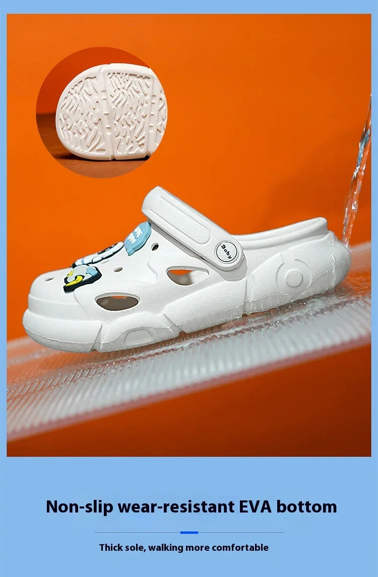 Childrens Sandals Antiskid Breathable Garden Cave Shoes Boy Girl Outdoor Hole Shoes Indoor Shower Flip Flops Kids Home Slippers