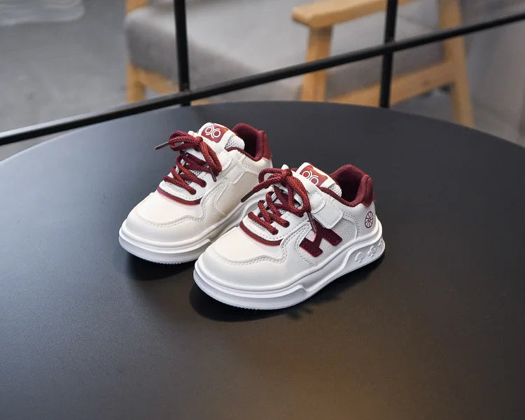 Kids Basketball Shoes Comfortable Non-slip Students Running Shoes Soft Sole 2025 New Boys Girls Sports Shoes Hook&loop Trendy