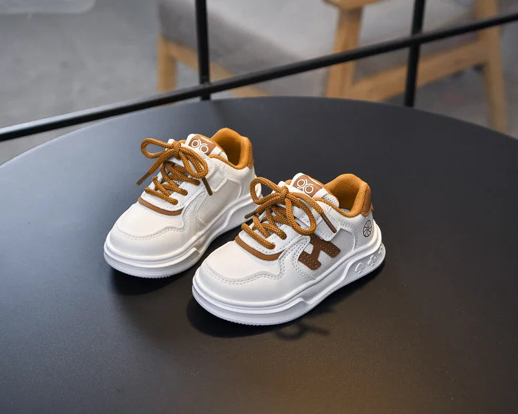 Kids Basketball Shoes Comfortable Non-slip Students Running Shoes Soft Sole 2025 New Boys Girls Sports Shoes Hook&loop Trendy