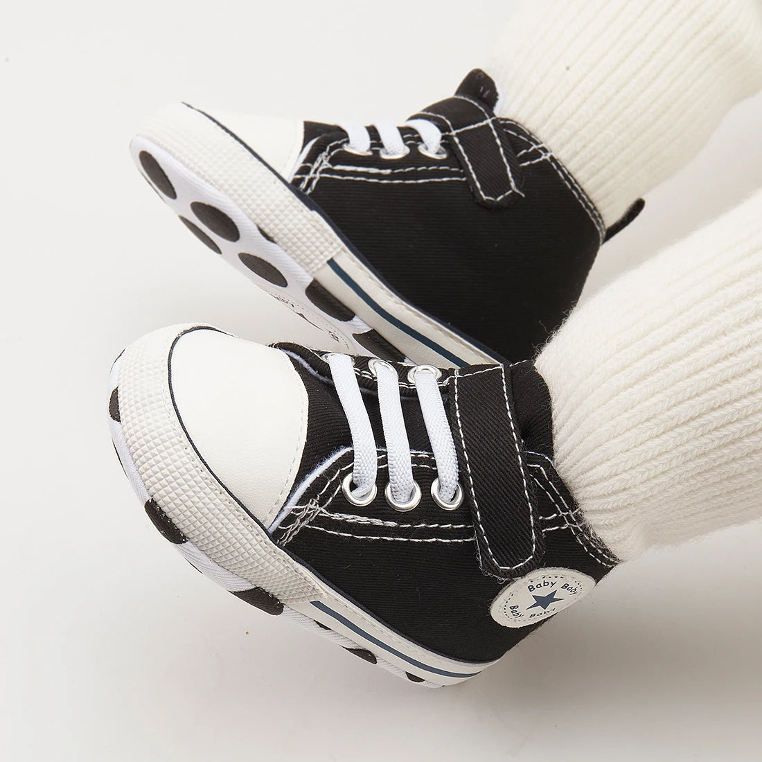 High Tops Baby Soccer First Walkers Classic Canvas Casual Sneakers Cotton Soft Anti-slip Sole Fashion Versatile Sports Style