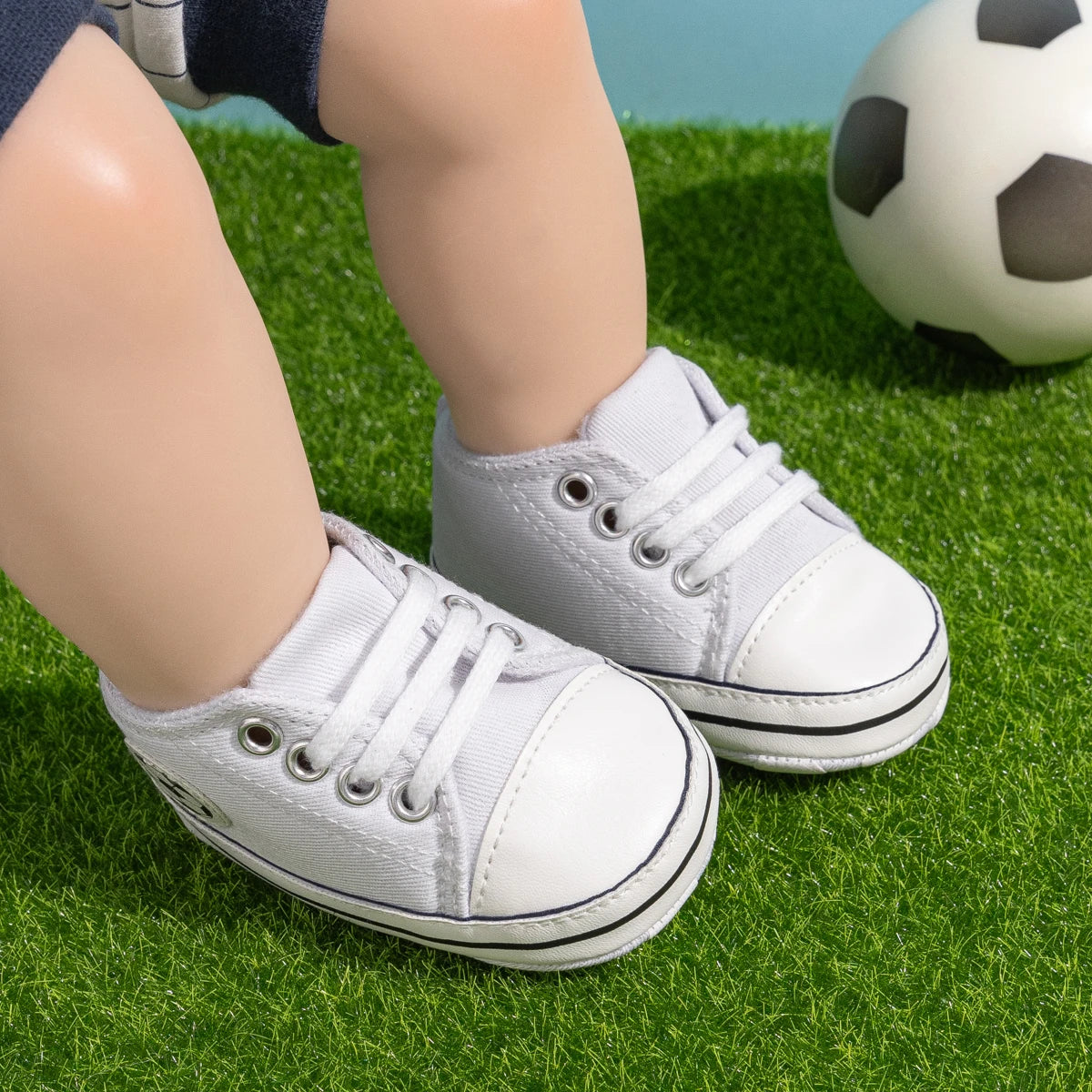 High Tops Baby Soccer First Walkers Classic Canvas Casual Sneakers Cotton Soft Anti-slip Sole Fashion Versatile Sports Style