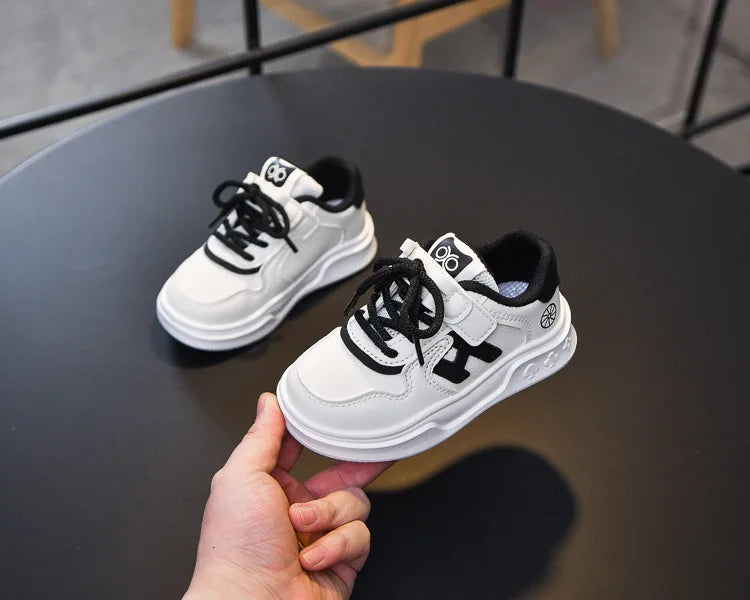 Kids Basketball Shoes Comfortable Non-slip Students Running Shoes Soft Sole 2025 New Boys Girls Sports Shoes Hook&loop Trendy