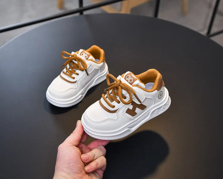 Kids Basketball Shoes Comfortable Non-slip Students Running Shoes Soft Sole 2025 New Boys Girls Sports Shoes Hook&loop Trendy