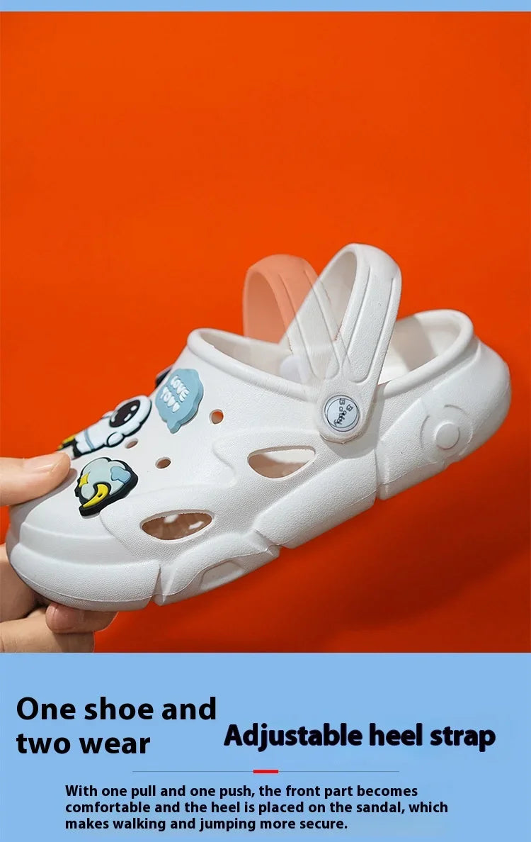 Childrens Sandals Antiskid Breathable Garden Cave Shoes Boy Girl Outdoor Hole Shoes Indoor Shower Flip Flops Kids Home Slippers